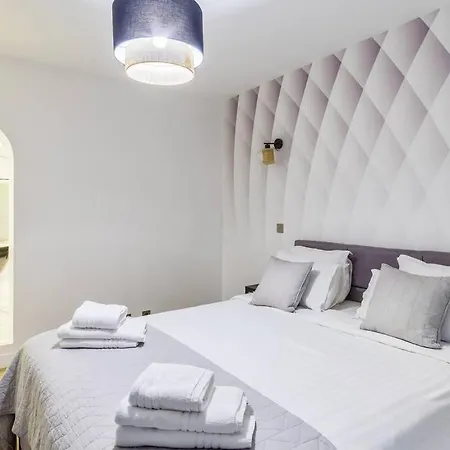 Jaliel 250 M2 - 12 Pers. Plein Coeur De * 칸느