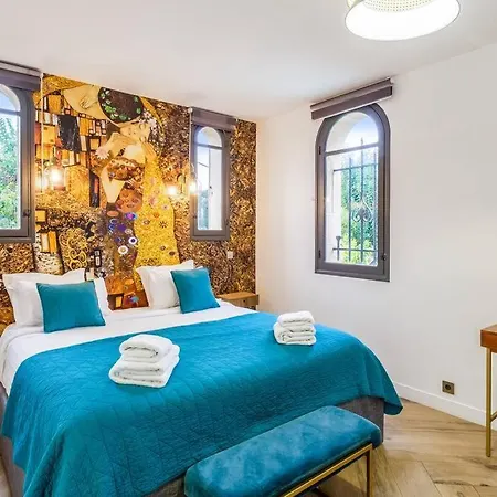Jaliel 250 M2 - 12 Pers. Plein Coeur De