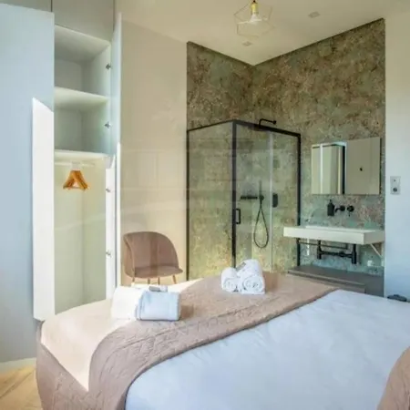 Jaliel 250 M2 - 12 Pers. Plein Coeur De 칸느