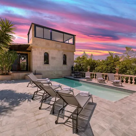 Villa Jaliel I French Riviera I 270m2 I I 10 Minutes Du Centre-ville I 12 Personnes Cannes