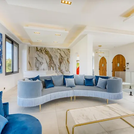 Villa Jaliel I French Riviera I 270m2 I I 10 Minutes Du Centre-ville I 12 Personnes *