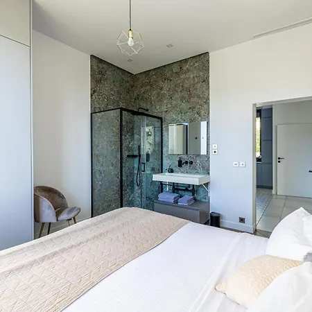 Villa Jaliel I French Riviera I 270m2 I I 10 Minutes Du Centre-ville I 12 Personnes