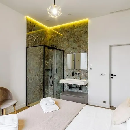 Jaliel 250 M2 - 12 Pers. Plein Coeur De